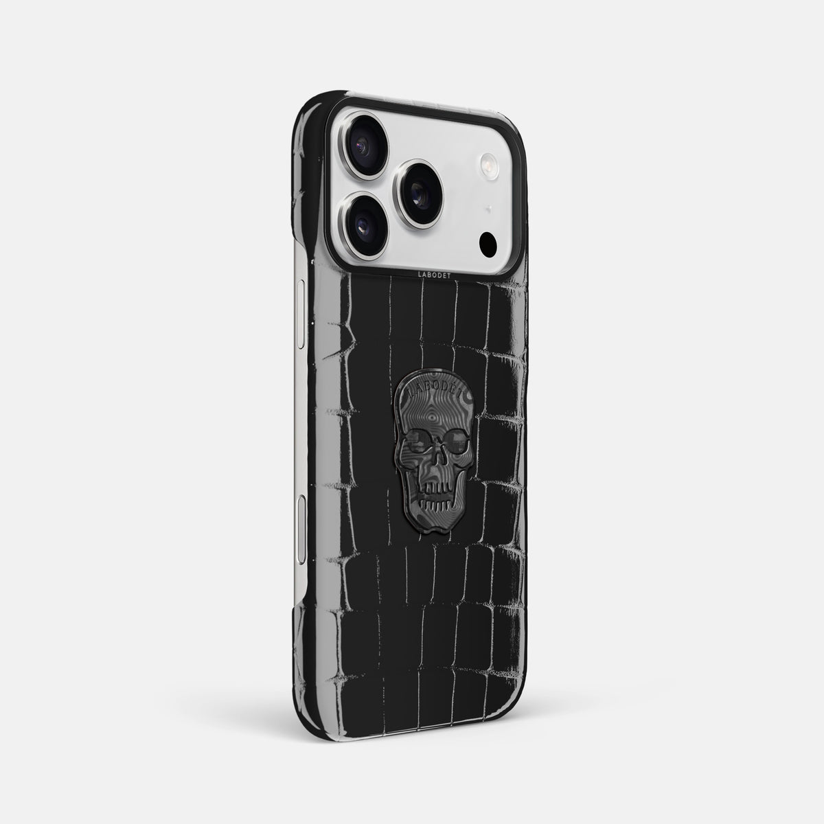 Classic Case With Carbon Skull For iPhone 17 Pro Max In Shiny Alligator -2 | Black-Black