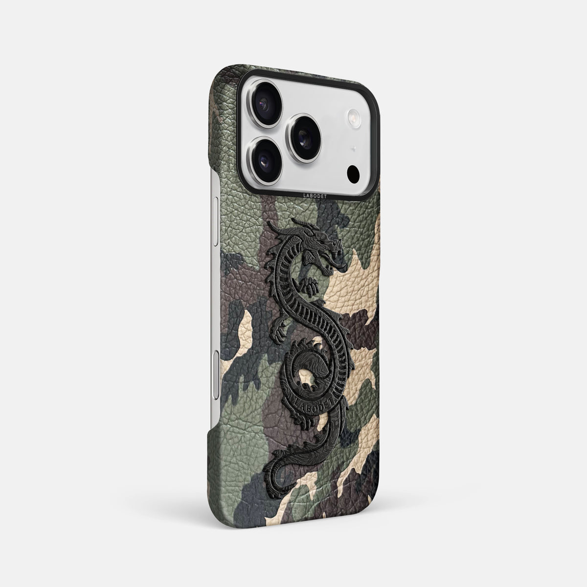 Classic Case With Carbon Dragon For iPhone 17 Pro Max In Calf -2 | Camouflage-Black