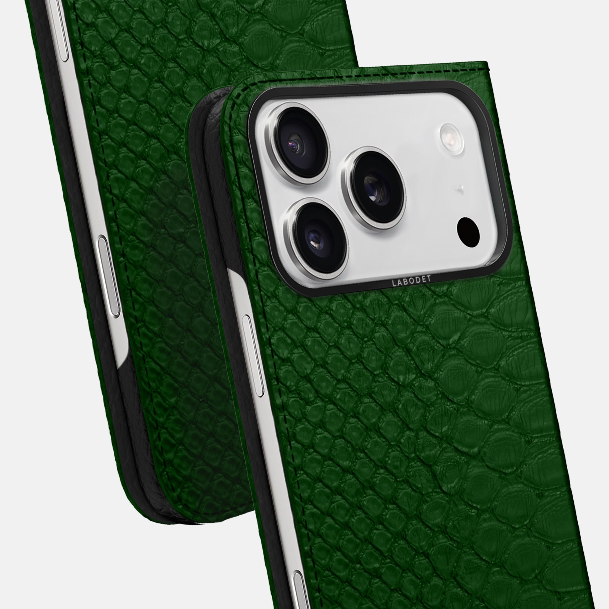 Folio Case For iPhone 17 Pro Max In Python – Labodet