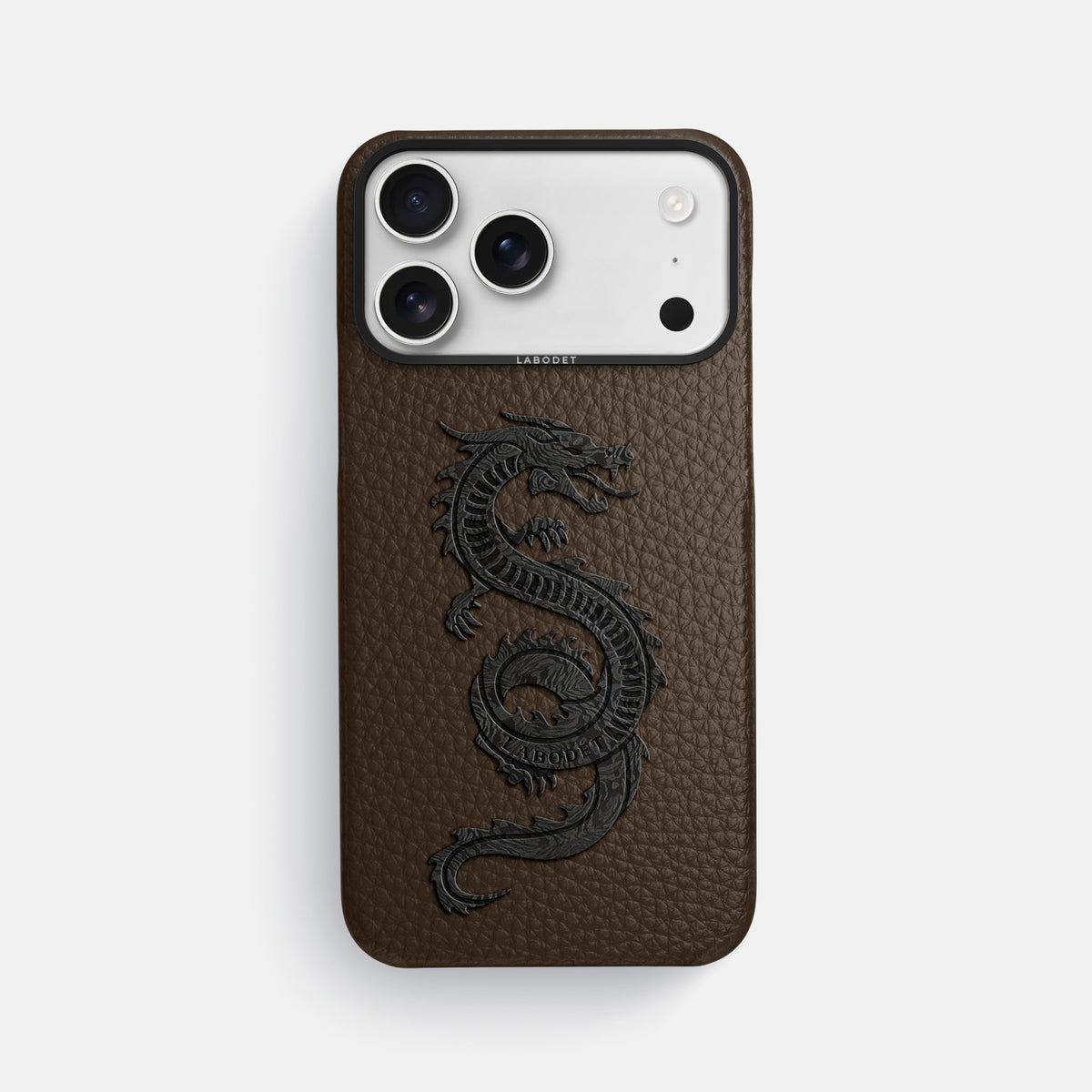 Classic Case With Carbon Dragon For iPhone 17 Pro Max In Calf -1 | Dark-Brown-Black