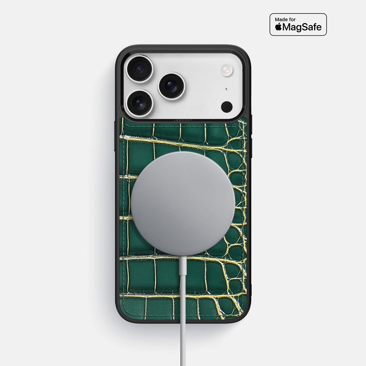 Sport Case For iPhone 18 Pro Max In Patina Alligator -5 | Cambridge