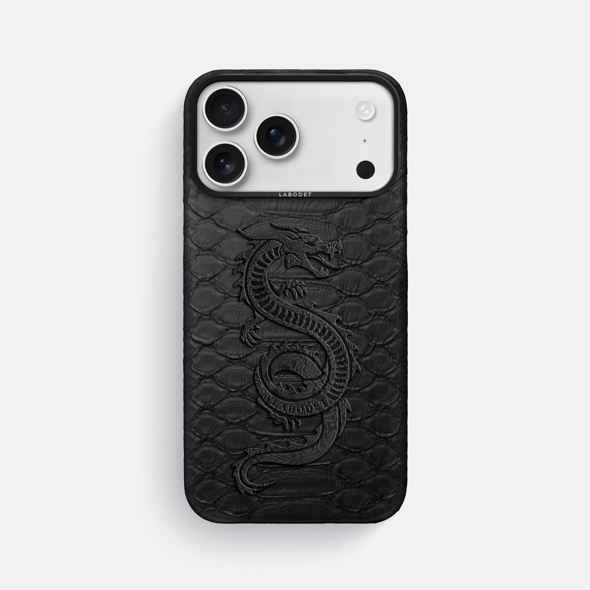 Classic Case With Carbon Dragon For iPhone 18 Pro Max In Python -1 | Black-Black