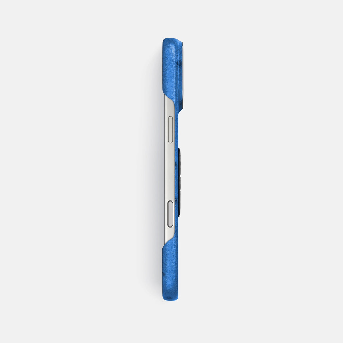 Classic Case With Carbon Skull For iPhone 17 Pro Max In Ostrich -3 | Royal-Blue-Steel