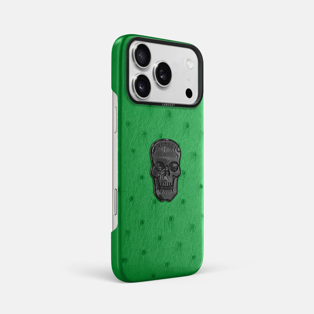 Classic Case With Carbon Skull For iPhone 17 Pro Max In Ostrich -2 | Kentucky-Green-Black
