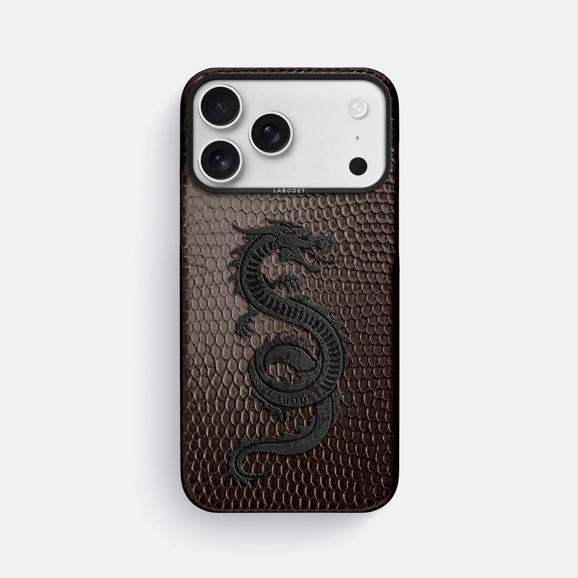 Classic Case With Carbon Dragon For iPhone 17 Pro Max In Lizard