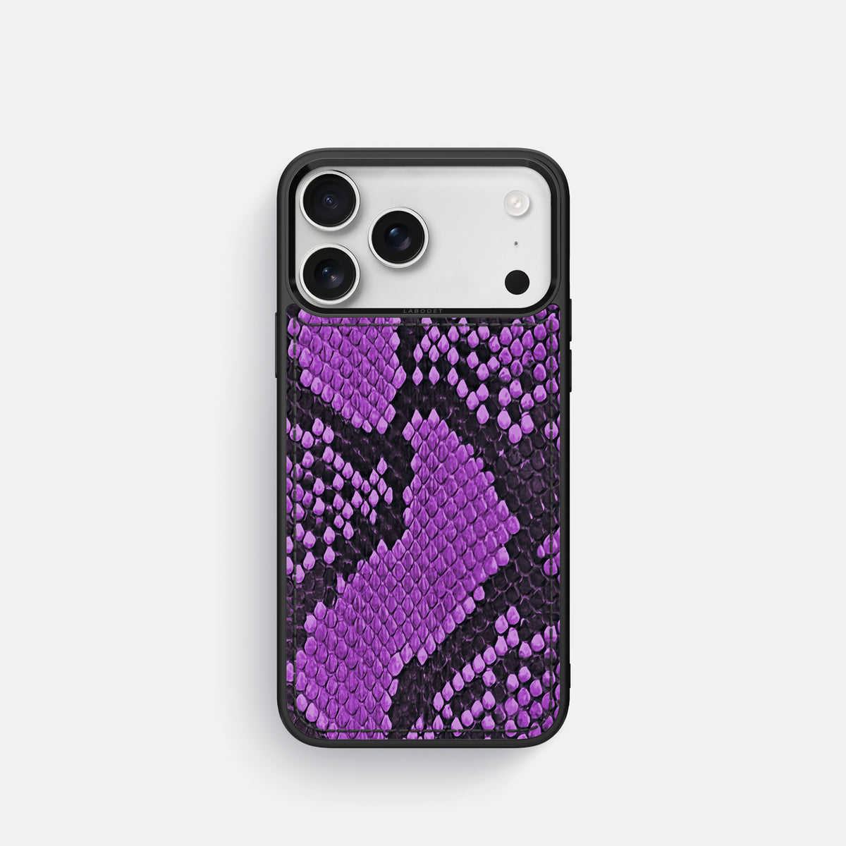 Sport Case For iPhone 17 Pro In Deluxe Python -1 | Purple