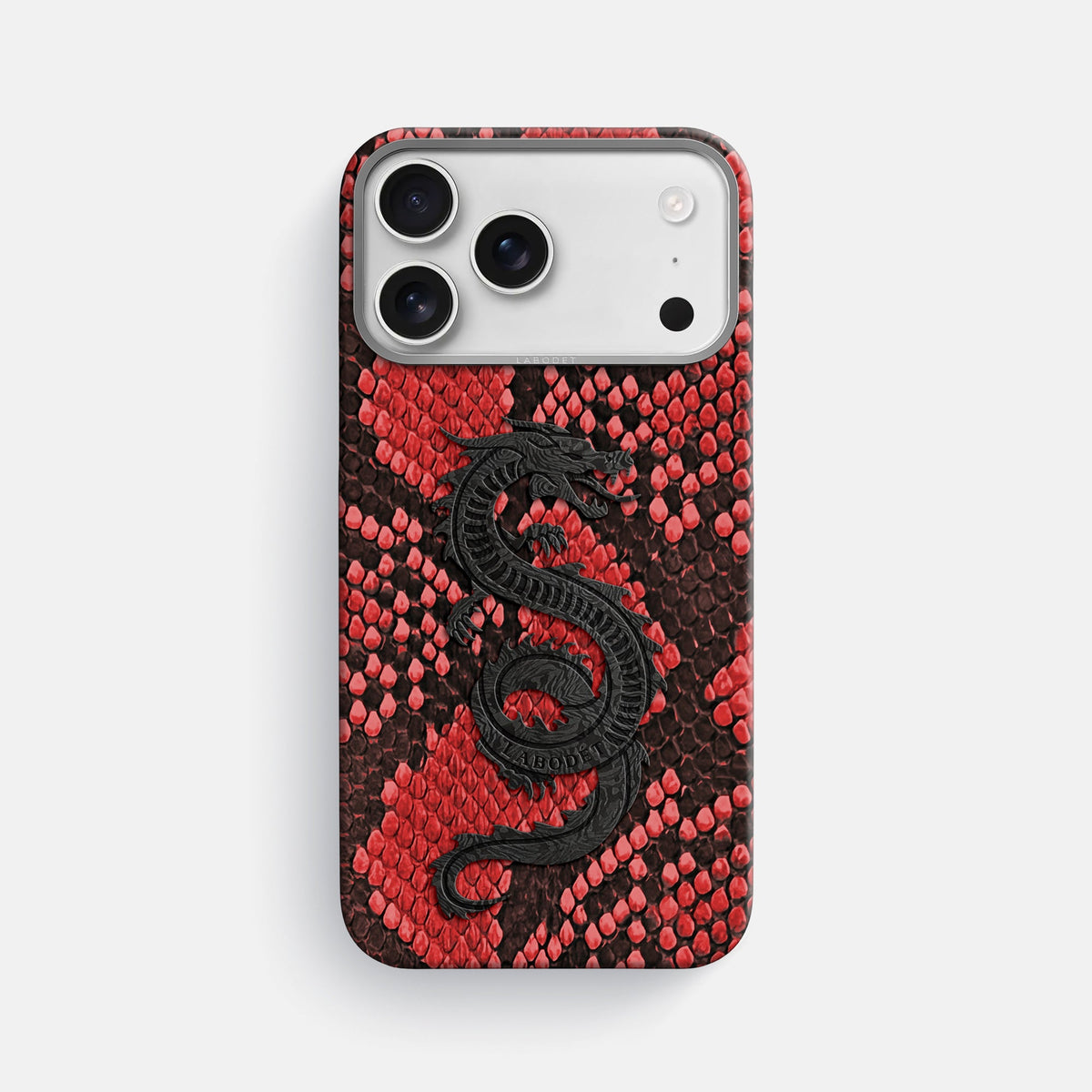 Classic Case With Carbon Dragon For iPhone 18 Pro Max In Deluxe Python -1 | Red-Steel