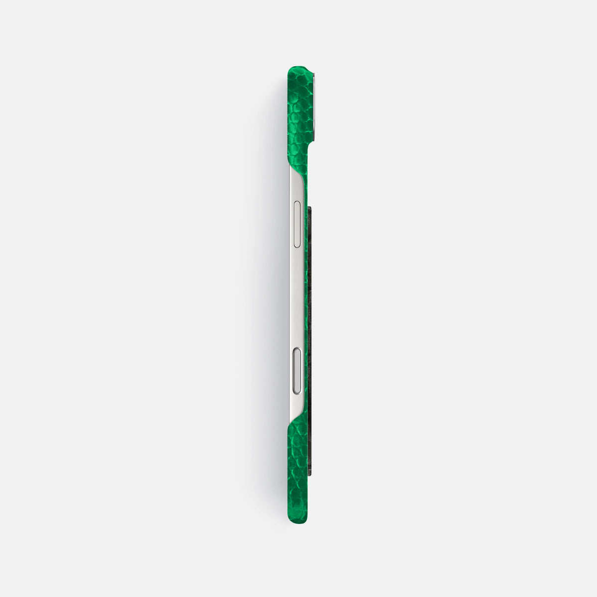 Classic Case With Carbon Dragon For iPhone 17 Air In Lizard -3 | Apple-Green-Steel