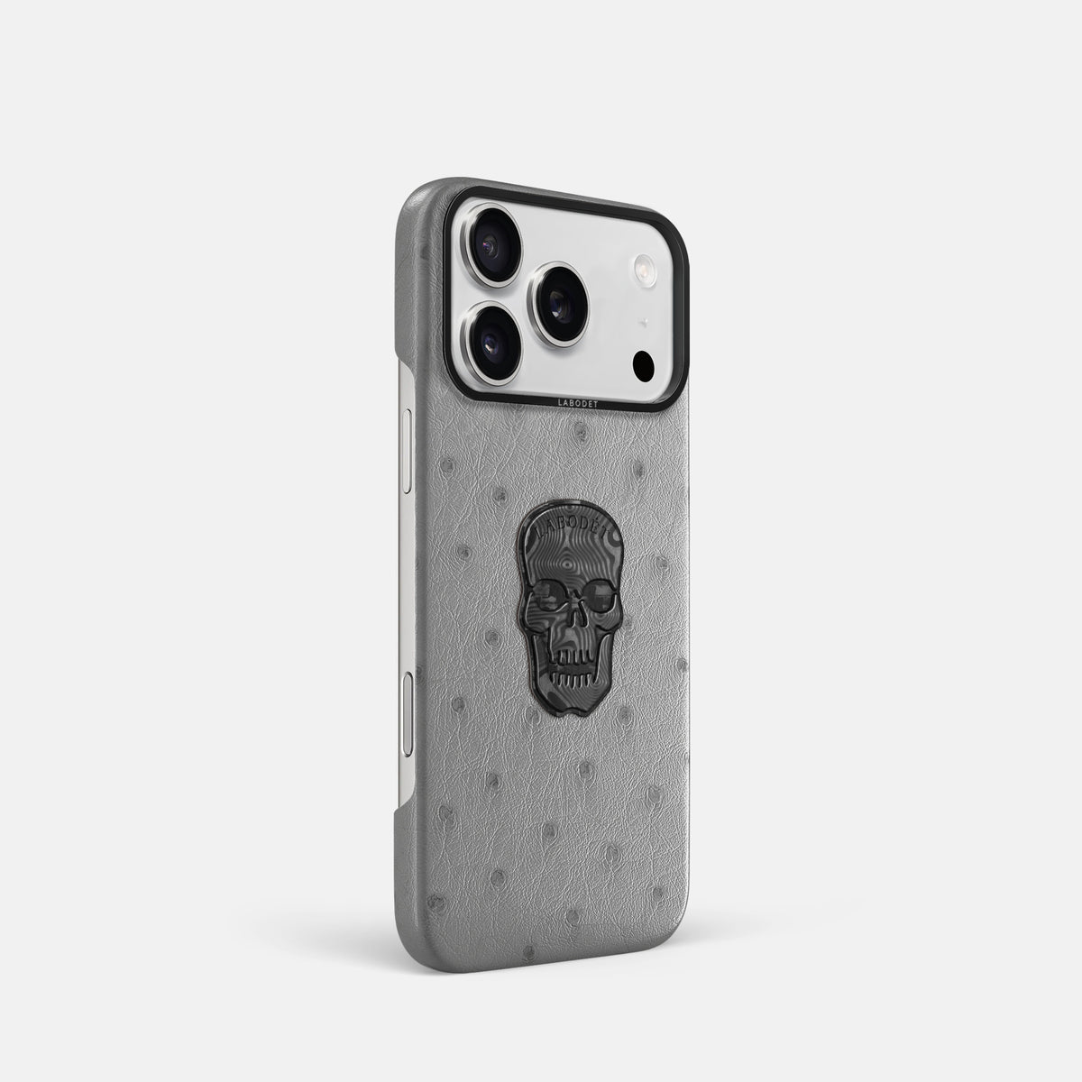 Classic Case With Carbon Skull For iPhone 17 Pro In Ostrich -2 | Silver-Black