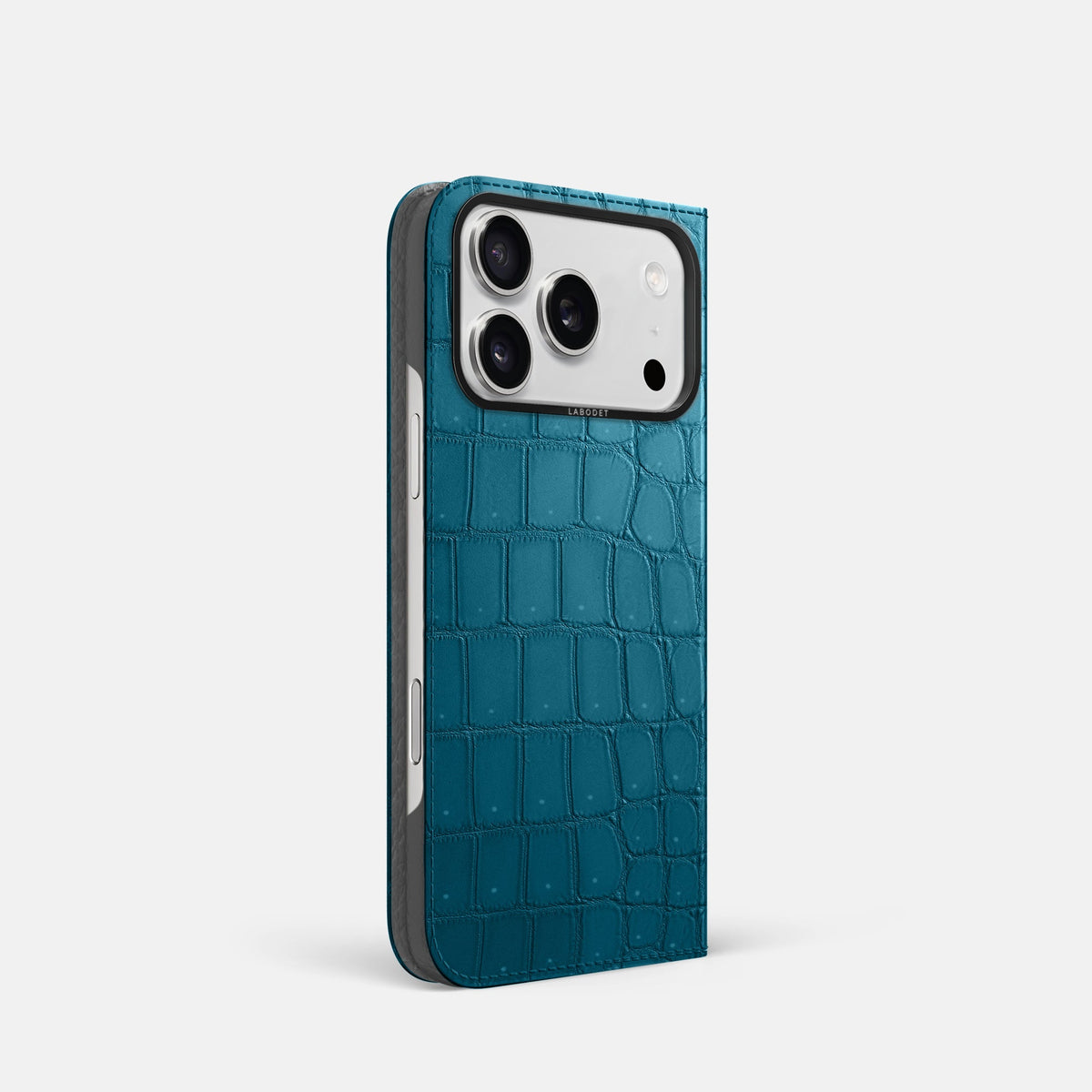 Folio Case For iPhone 17 Pro In Porosus Crocodile