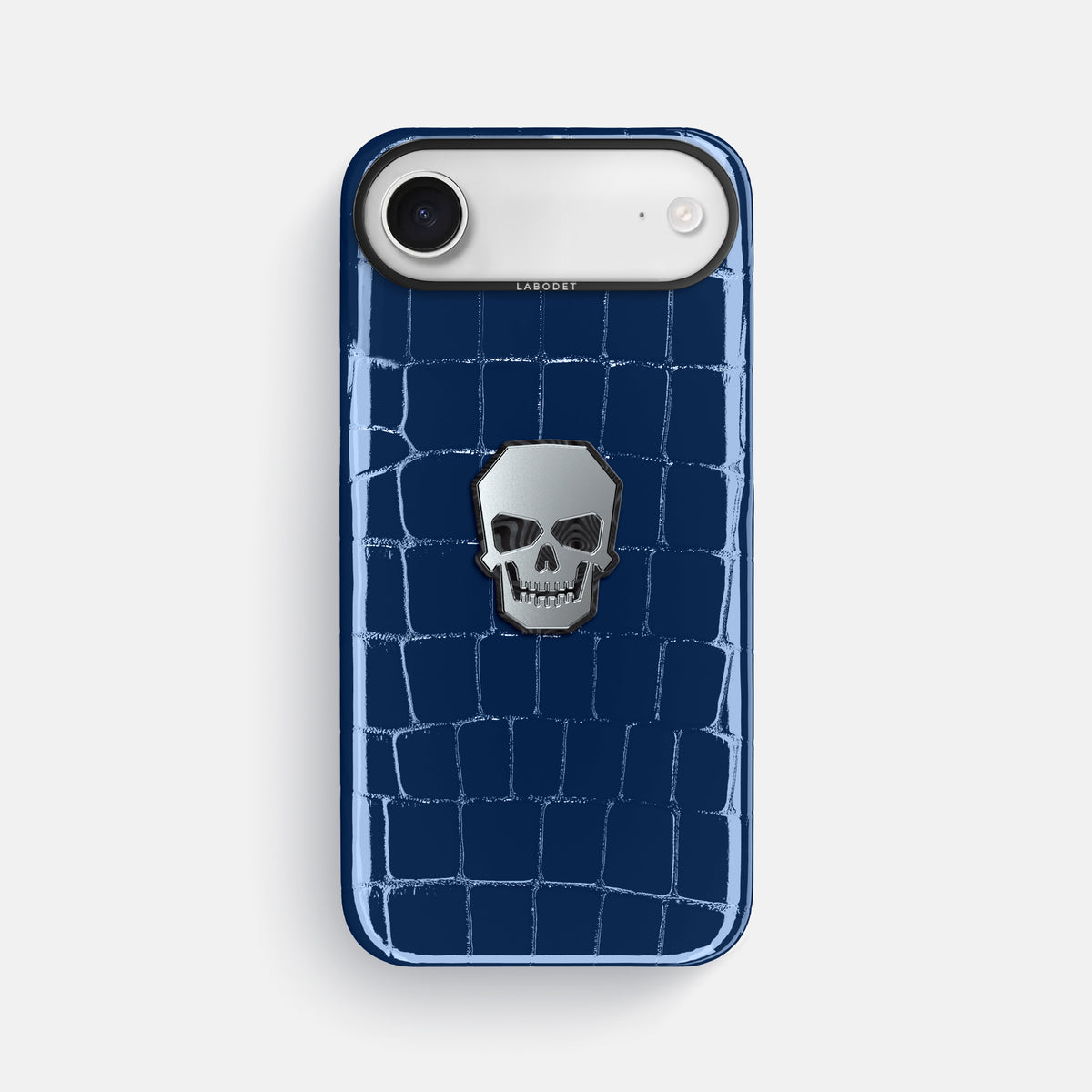 Classic Case With Titanium Skull For iPhone 17 Air In Shiny Alligator -1 | Mediterranean-Black