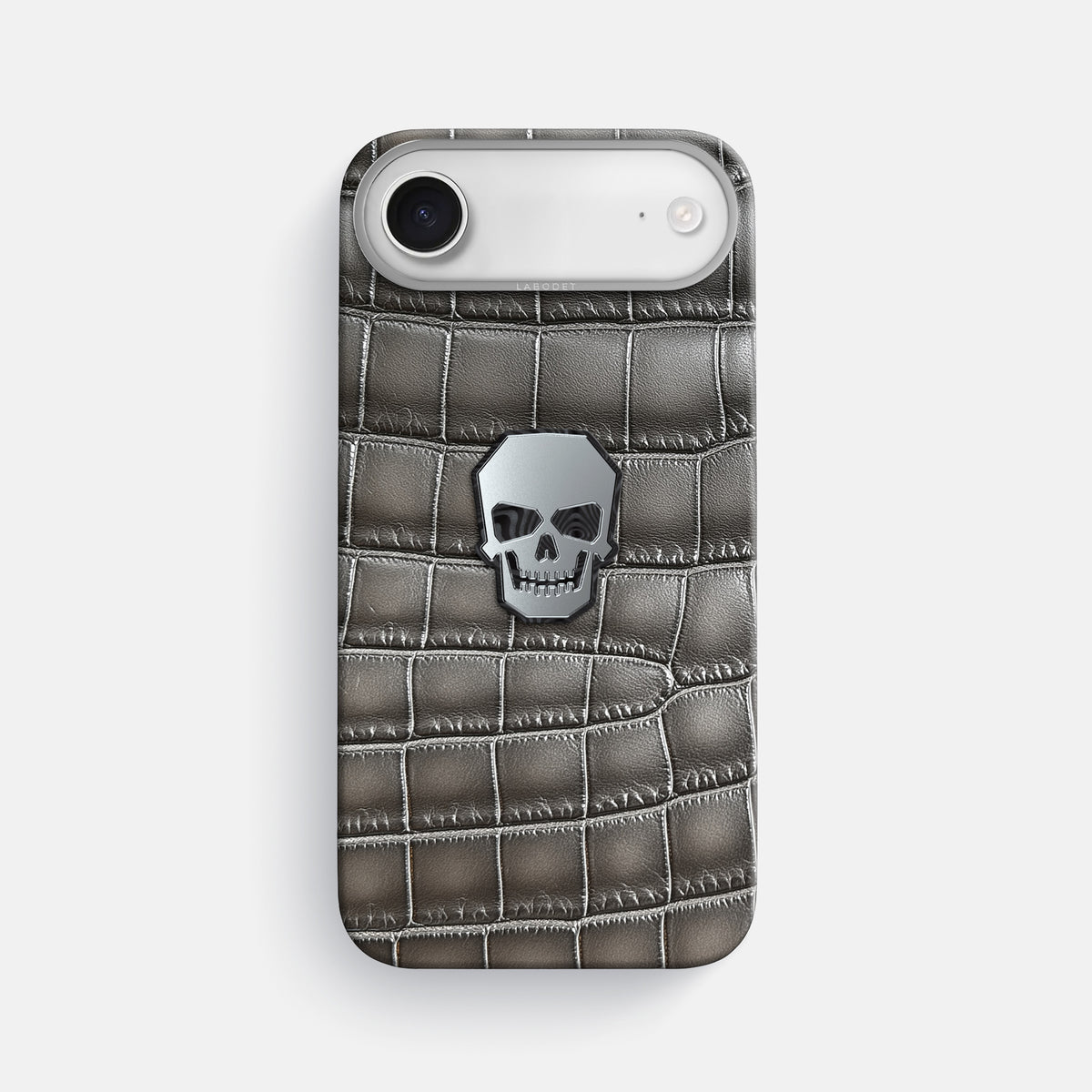 Classic Case With Titanium Skull For iPhone 17 Air In Patina Alligator -1 | Grey-Steel