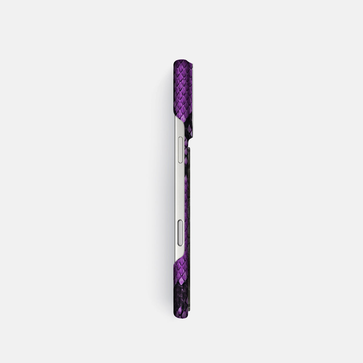 Classic Case With Carbon Dragon For iPhone 18 Pro In Deluxe Python -3 | Purple-Steel