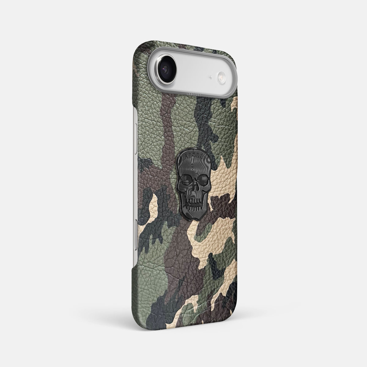 Classic Case With Carbon Skull For iPhone 17 Air In Calf -2 | Camouflage-Steel