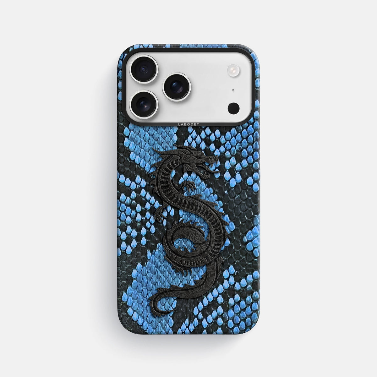 Classic Case With Carbon Dragon For iPhone 18 Pro Max In Deluxe Python -1 | Blue-Jeans-Black