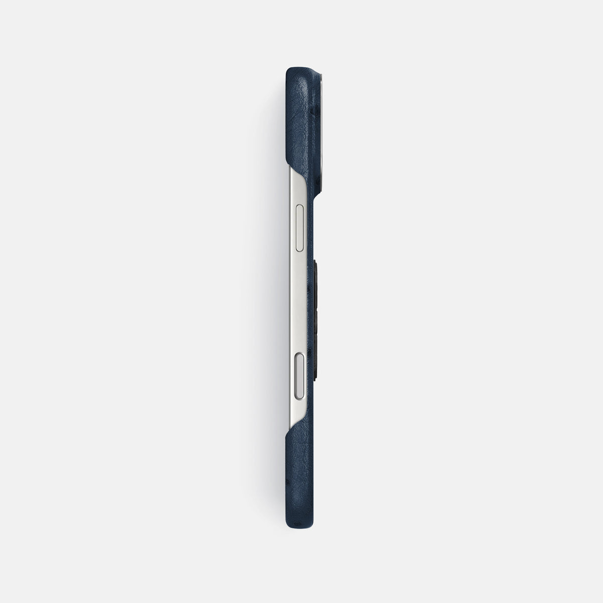 Classic Case With Carbon Skull For iPhone 17 Pro Max In Ostrich -3 | Navy-Blue-Steel