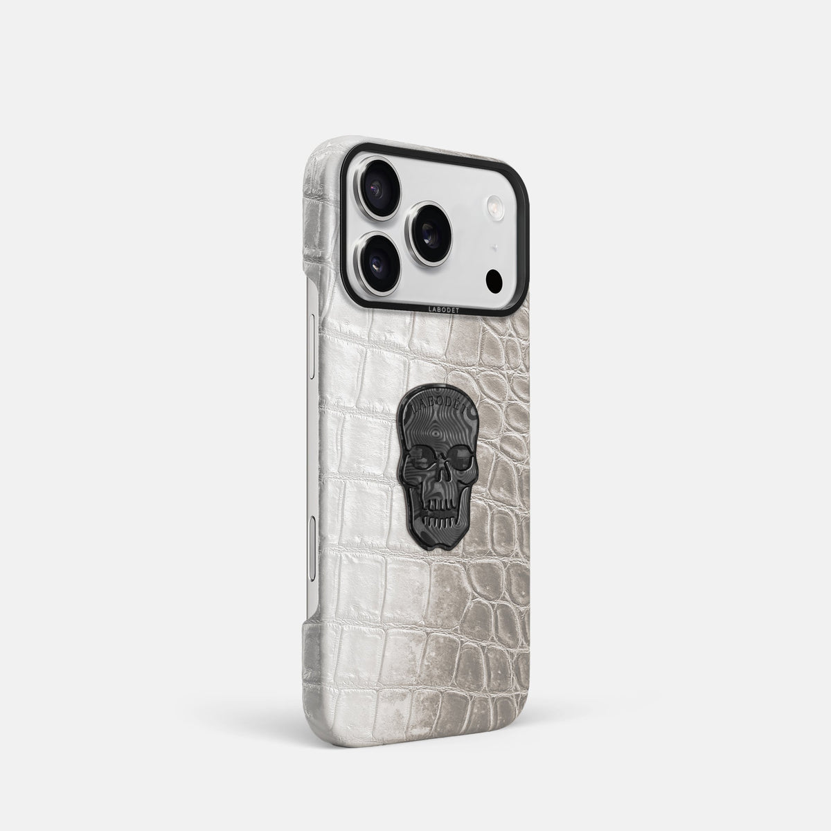 Classic Case With Carbon Skull For iPhone 18 Pro In Himalayan Crocodile -2 | Grey-Black