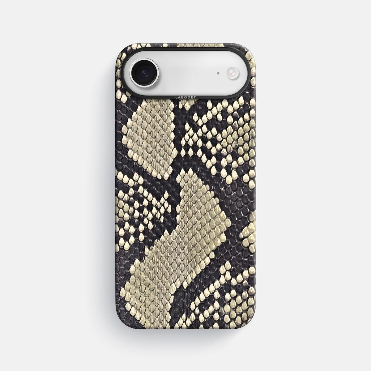 Classic Case For iPhone 17 Air In Deluxe Python -1 | Savannah-Black