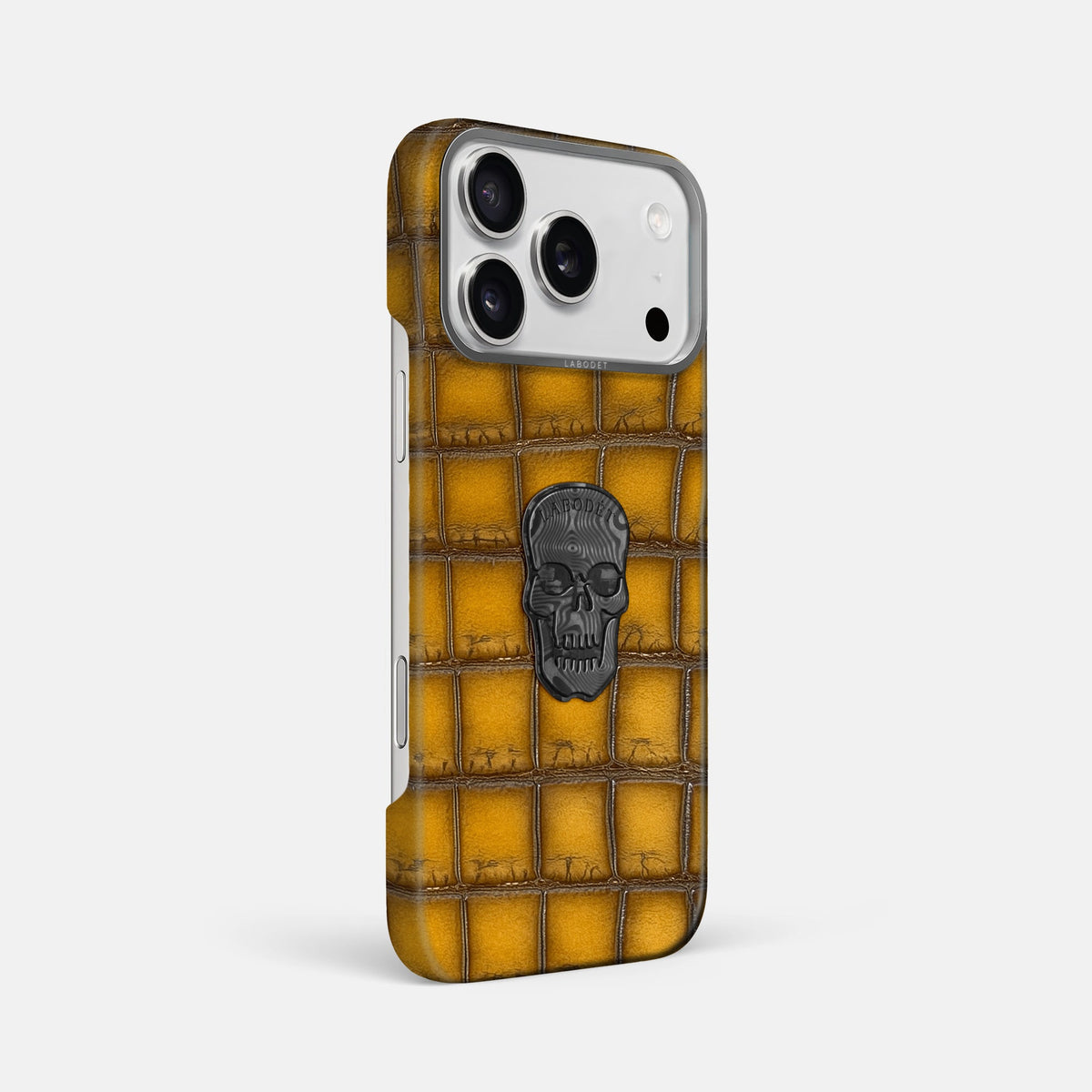 Classic Case With Carbon Skull For iPhone 18 Pro Max In Patina Alligator -2 | Sydney-Steel