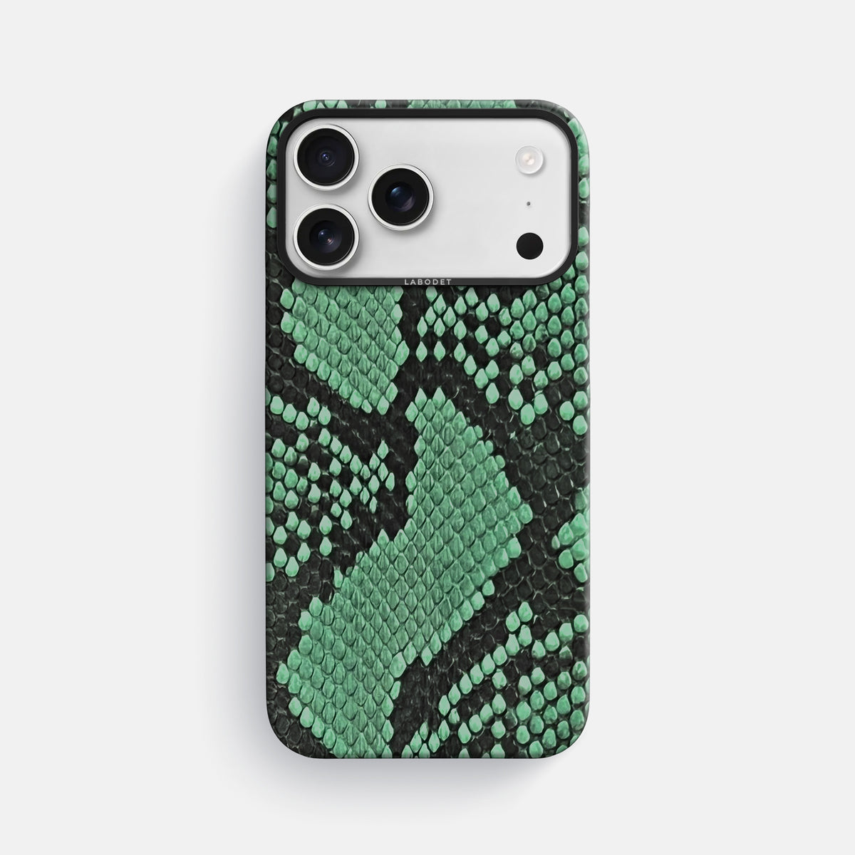 Classic Case For iPhone 17 Pro Max In Deluxe Python -1 | Forest-Green-Black