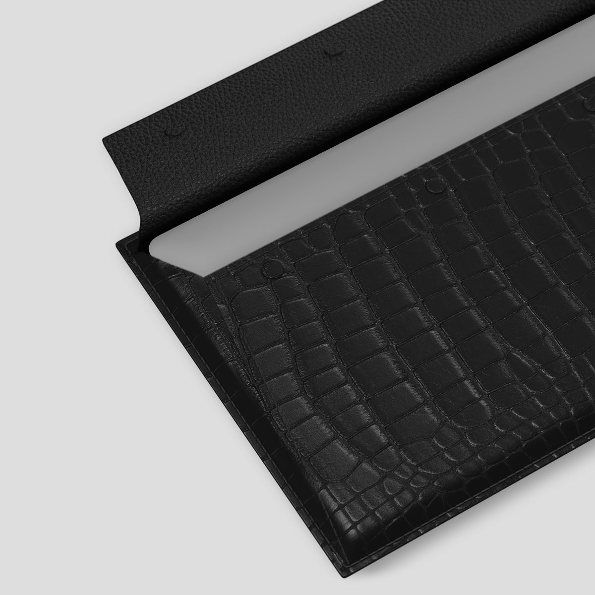 Black Envelope Macbook 16 In Alligator with Steel Metal -4 | Black-Steel
