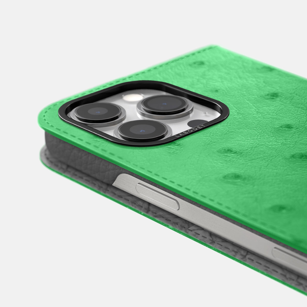 Kentucky Green iPhone 16 Pro Folio Case Ostrich with Black Metal -5 | Kentucky-Green-Black