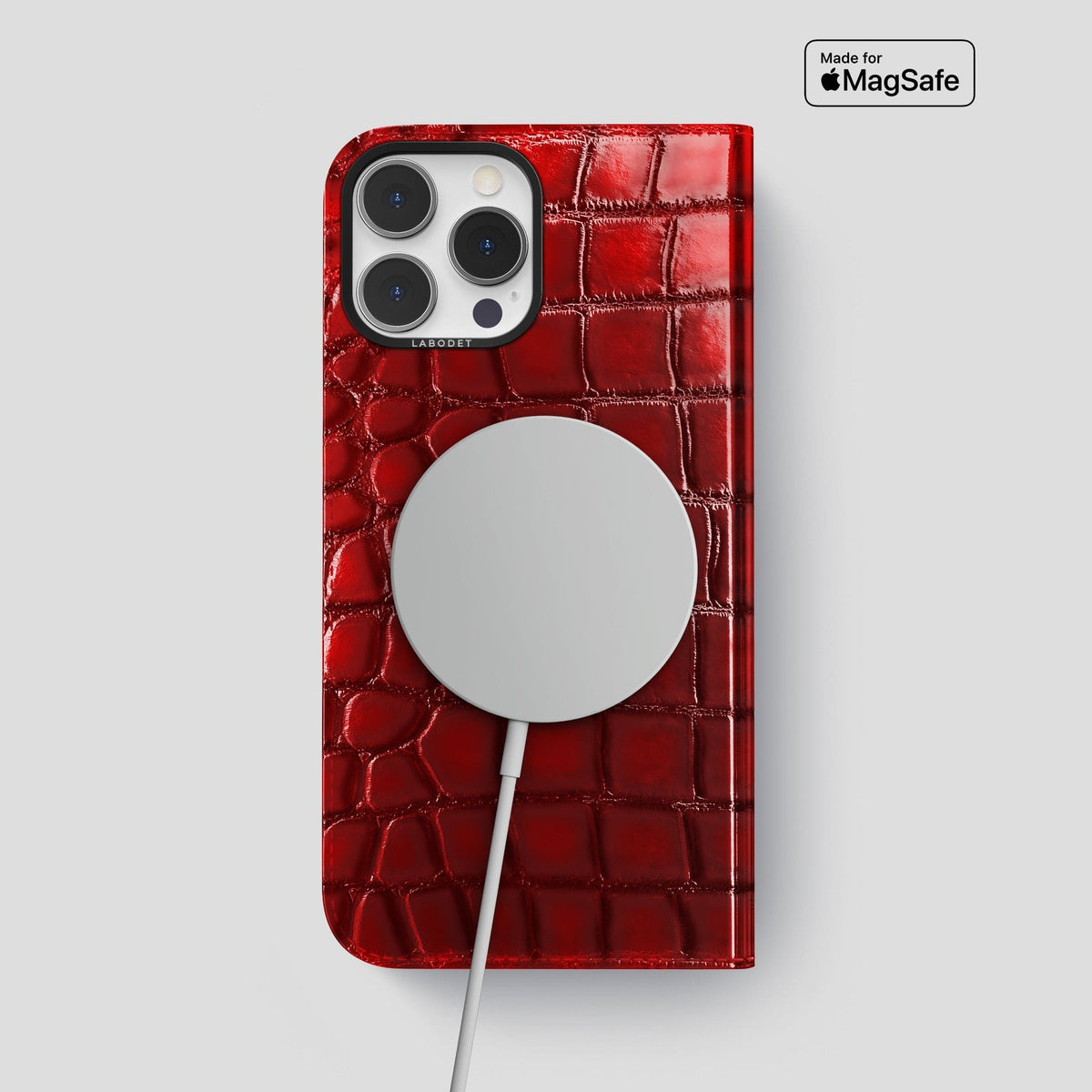 Burgundy iPhone 15 Pro Max Folio Magsafe Case Patina Alligator with Black Metal -3 | Burgundy-Black