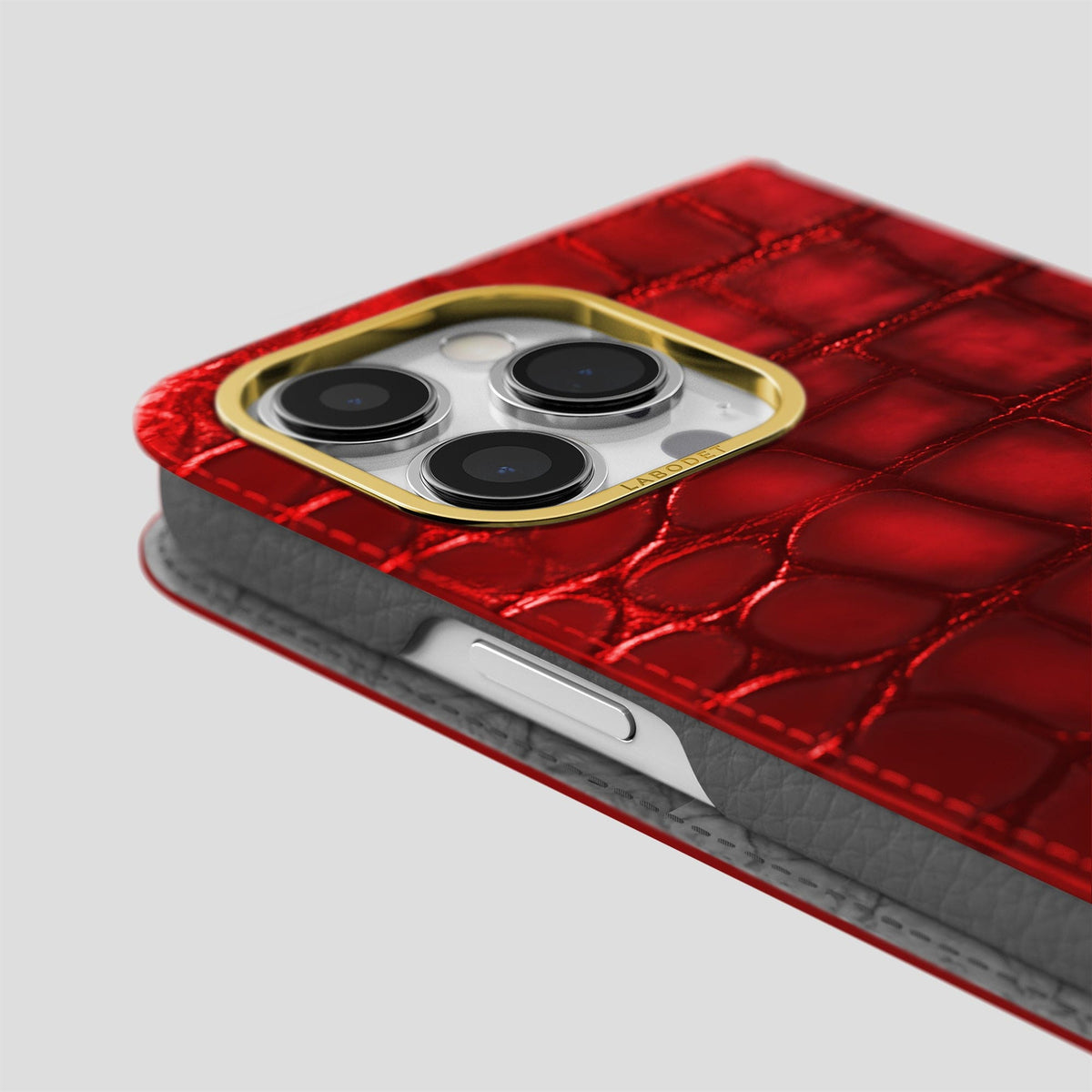Burgundy iPhone 15 Pro Max Folio Magsafe Case Patina Alligator with Gold Metal -5 | Burgundy-Gold