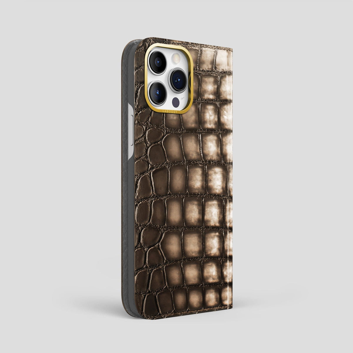 Etoupe iPhone 15 Pro Max Folio Magsafe Case Patina Alligator with Gold Metal -1 | Etoupe-Gold