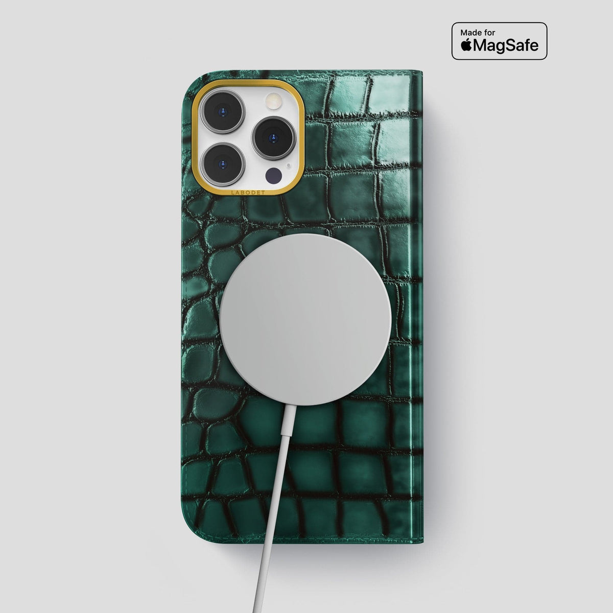 Green iPhone 15 Pro Max Folio Magsafe Case Patina Alligator with Gold Metal -3 | Green-Gold