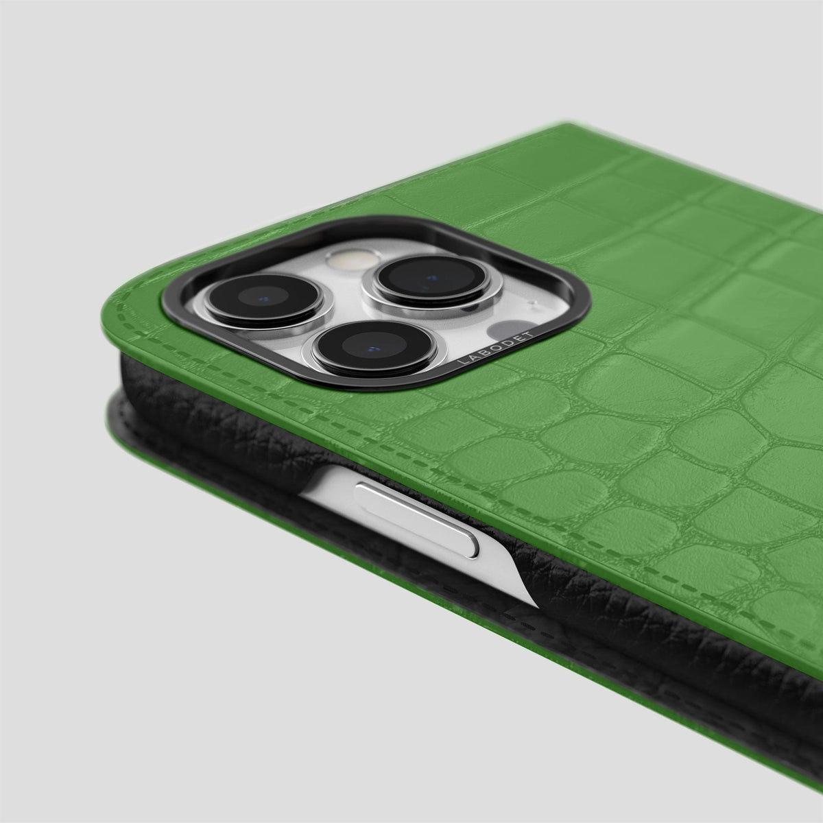 Apple-Green iPhone 14 Pro Folio Case Alligator with Black Metal -5 | Apple-Green-Black
