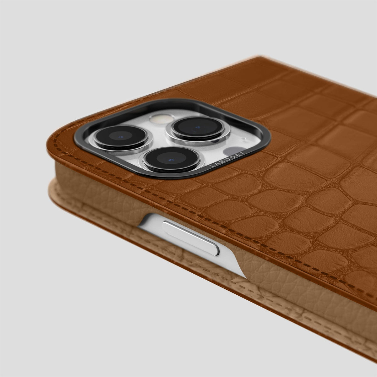 Honey iPhone 14 Pro Folio Case Alligator with Black Metal -5 | Honey-Black