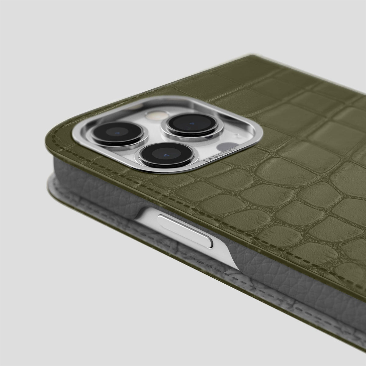 Kaki-Green iPhone 14 Pro Folio Case Alligator with Steel Metal -5 | Kaki-Green-Steel