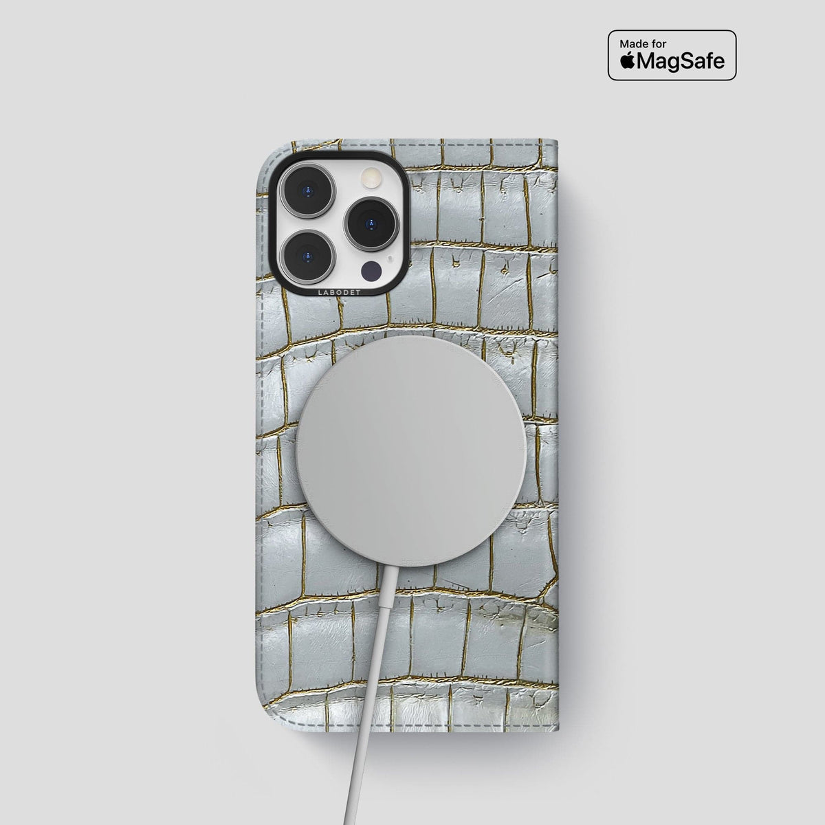 Arctic iPhone 14 Pro Folio Case Himalayan Crocodile with Black Metal -3 | Arctic-Black