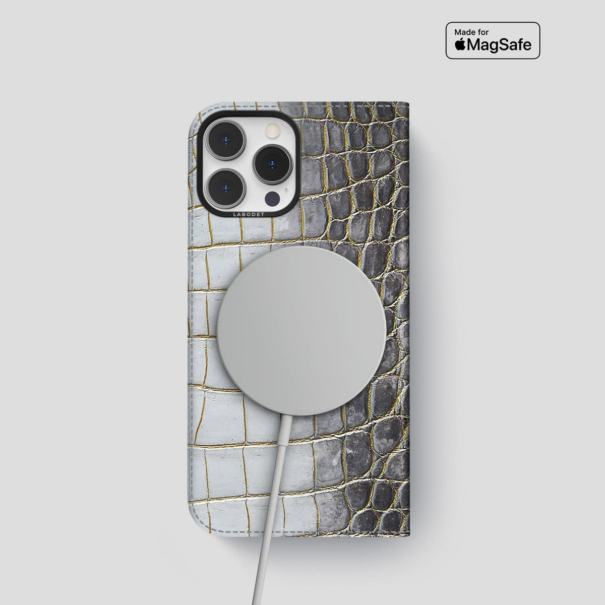 Gold iPhone 15 Pro Folio Case Himalayan Crocodile with Black Metal -3 | Gold-Black