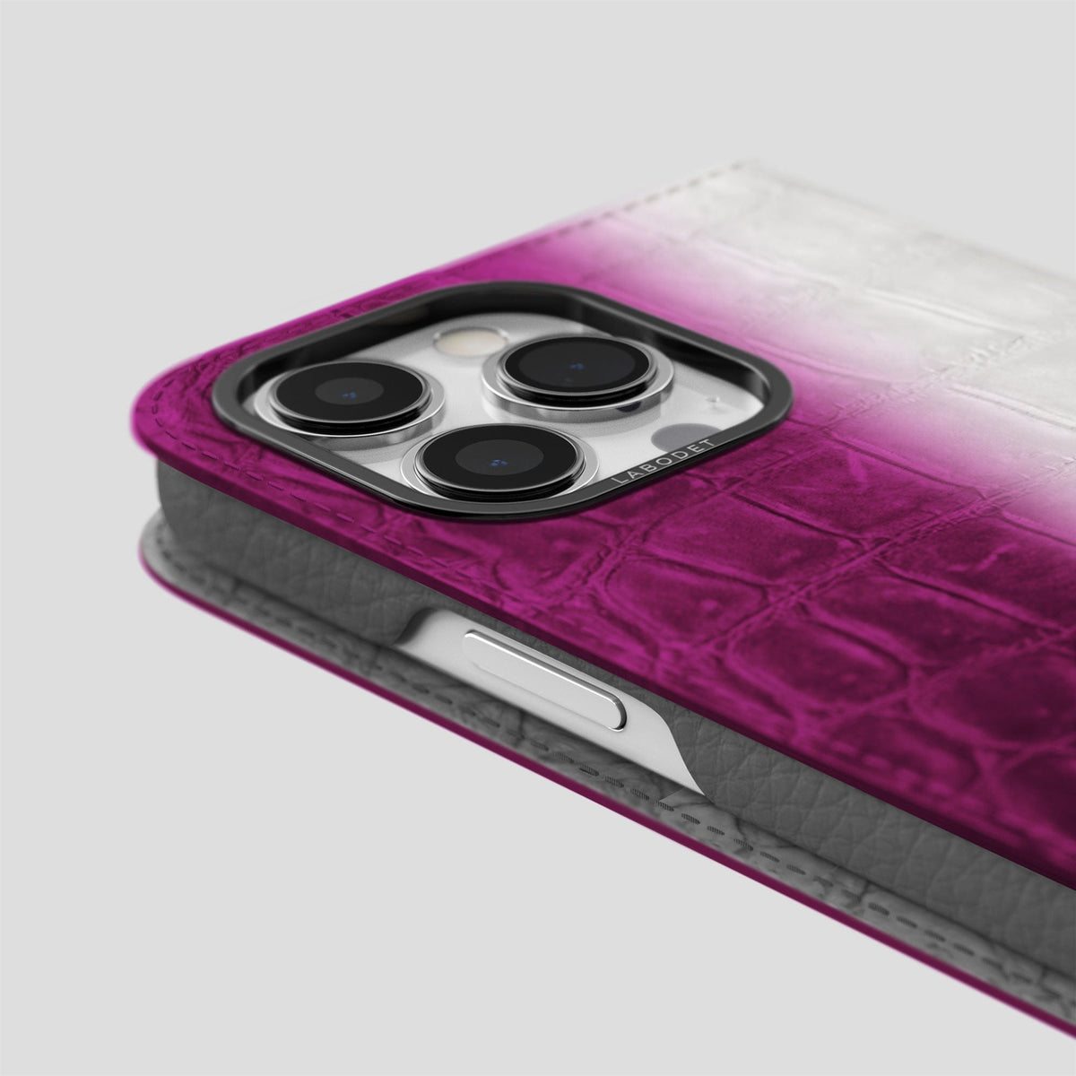 Fuchsia iPhone 15 Pro Max Folio Case Himalayan Crocodile with Black Metal -5 | Fuchsia-Black