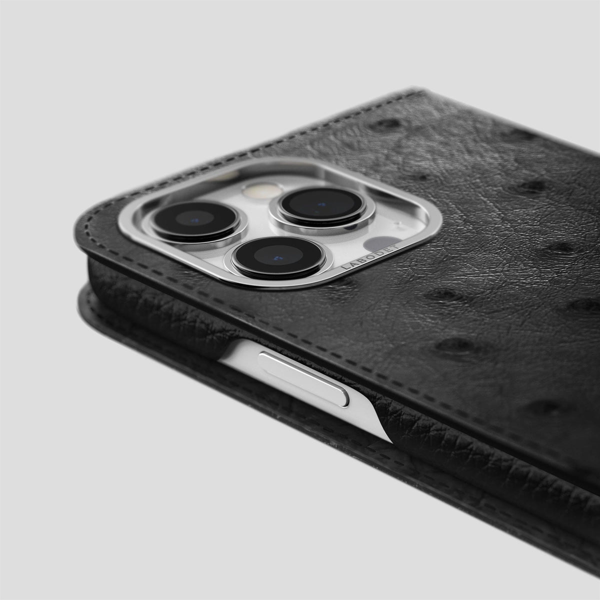 Black iPhone 15 Pro Max Folio Case Ostrich with Steel Metal -5 | Black-Steel