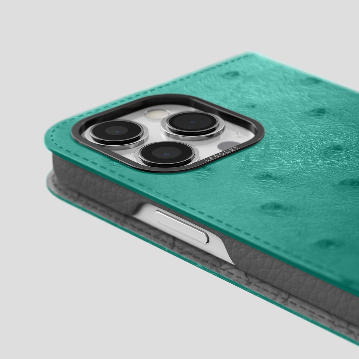 Turquoise iPhone 15 Pro Max Folio Case Ostrich with Black Metal -5 | Turquoise-Black