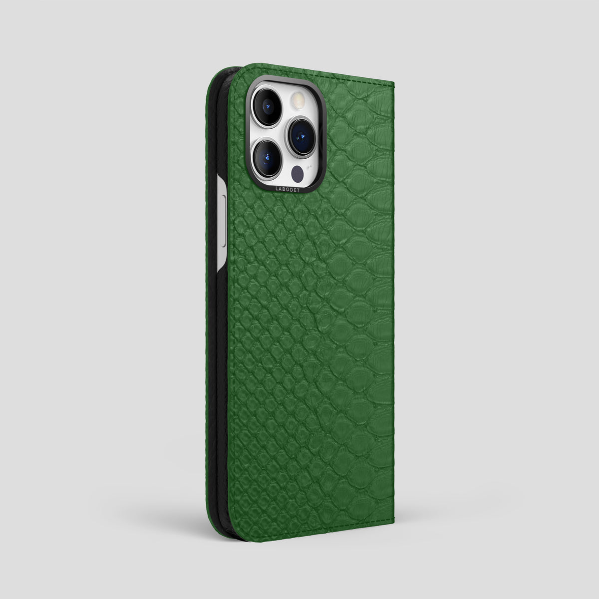 Green iPhone 15 Pro Max Folio Case Python with Black Metal -1 | Green-Black