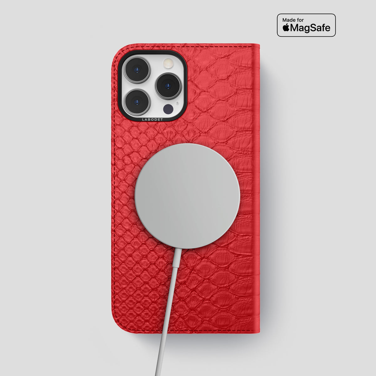 Red iPhone 15 Pro Max Folio Case Python with Black Metal -3 | Red-Black