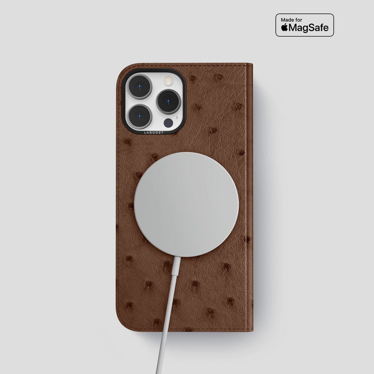 Chocolate iPhone 15 Pro Folio Case Ostrich with Black Metal -3 | Chocolate-Black