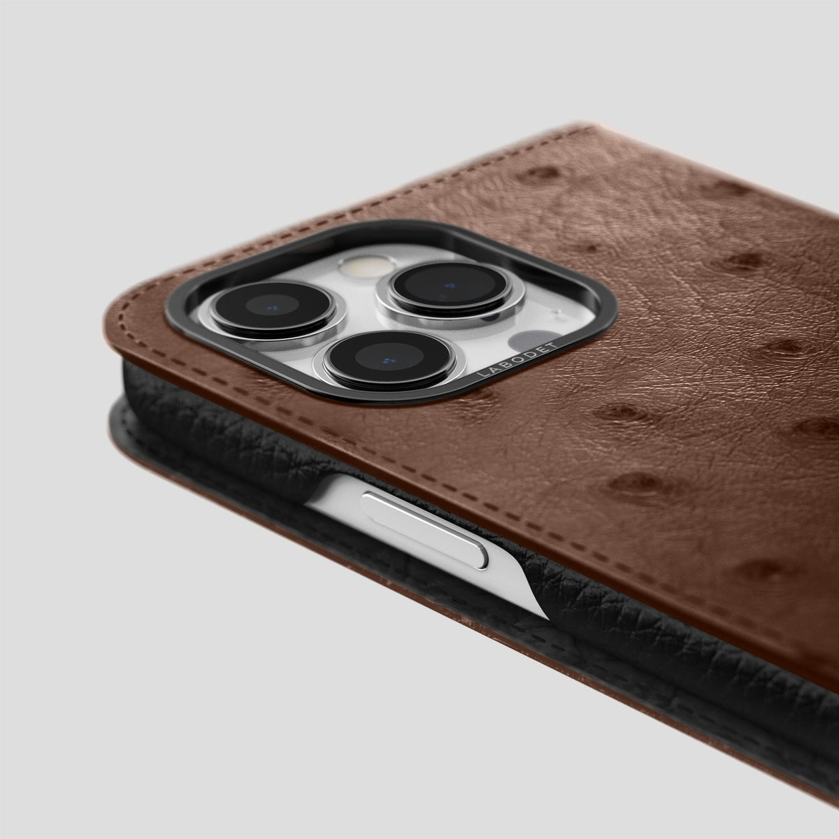 Chocolate iPhone 15 Pro Folio Case Ostrich with Black Metal -5 | Chocolate-Black