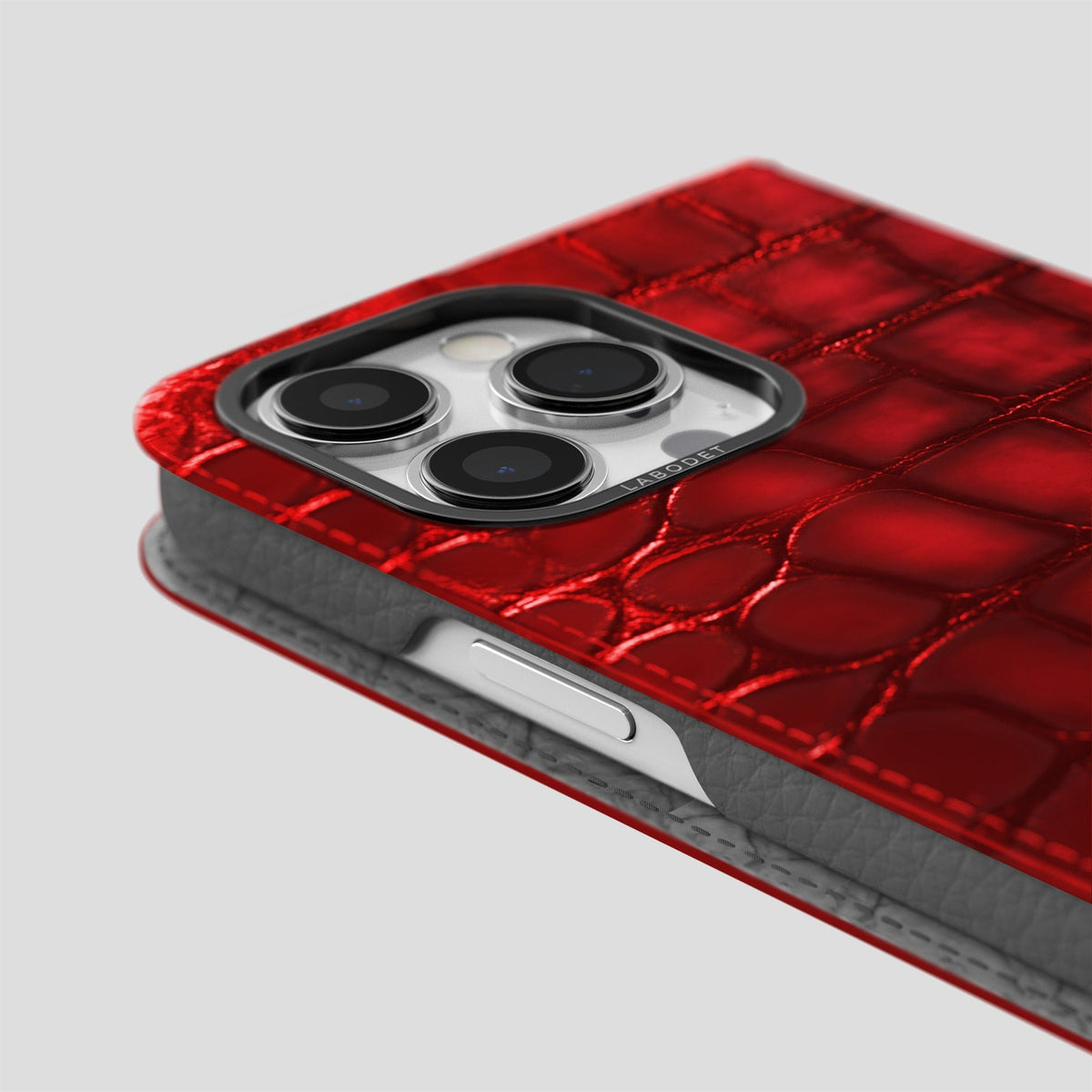 Burgundy iPhone 14 Folio Magsafe Case Patina Alligator with Black Metal -5 | Burgundy-Black