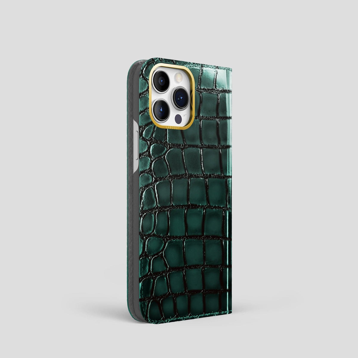 Green iPhone 15 Pro Folio Magsafe Case Patina Alligator with Gold Metal -1 | Green-Gold