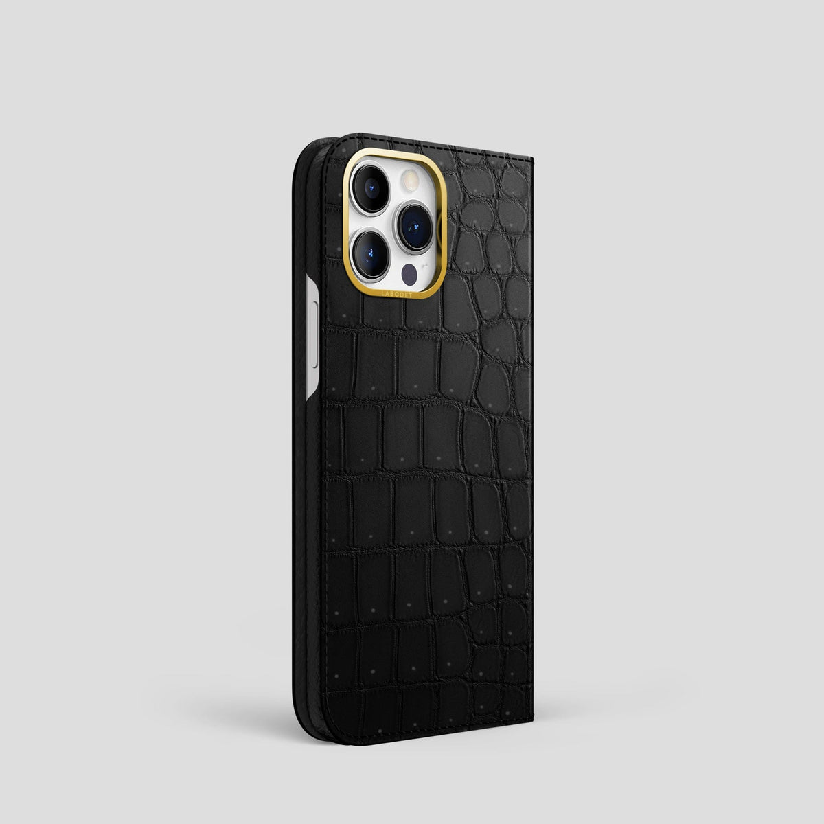 Black iPhone 15 Pro Folio Magsafe Case Porosus Crocodile with Gold Metal -1 | Black-Gold