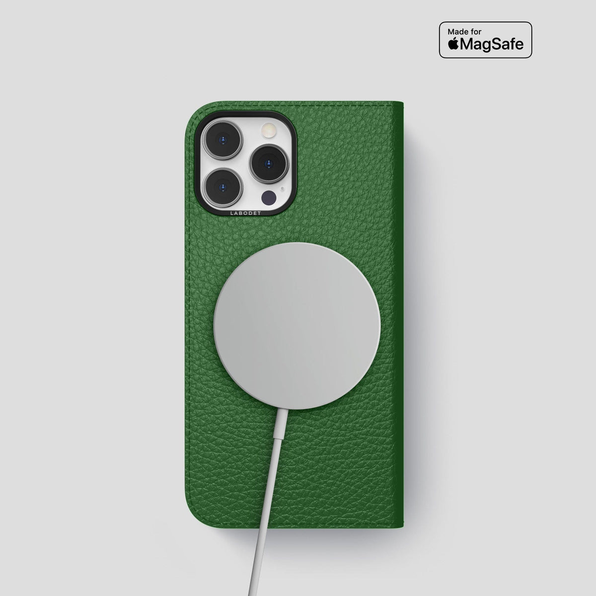 Dark Green iPhone 15 Pro Folio Magsafe Case Calf with Black Metal -3 | Dark-Green-Black