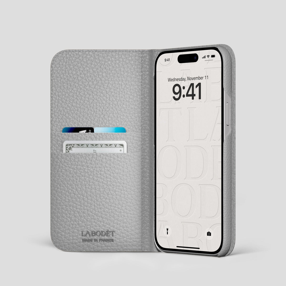 Nuage iPhone 15 Pro Folio Magsafe Case Calf with Steel Metal -2 | Nuage-Steel