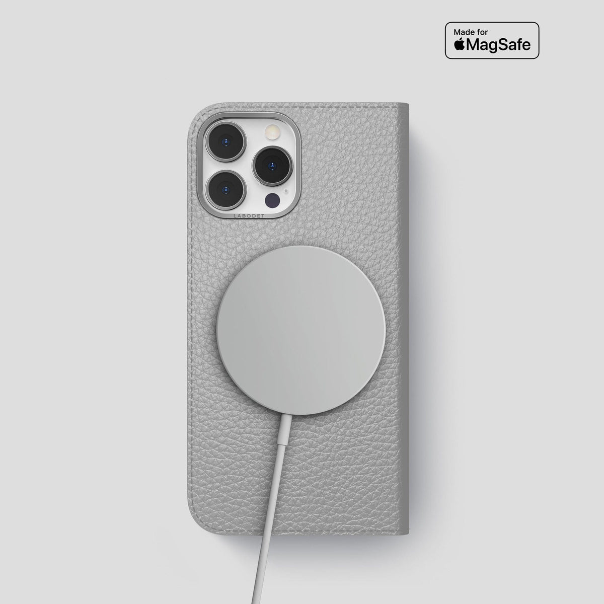 Nuage iPhone 15 Pro Folio Magsafe Case Calf with Steel Metal -3 | Nuage-Steel