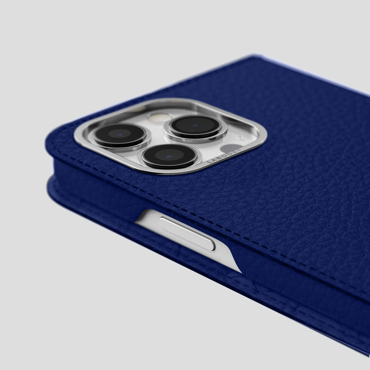 Royal Blue iPhone 15 Pro Folio Magsafe Case Calf with Steel Metal -5 | Royal-Blue-Steel