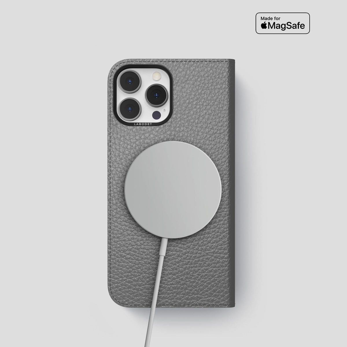 Souris iPhone 15 Pro Folio Magsafe Case Calf with Black Metal -3 | Souris-Black